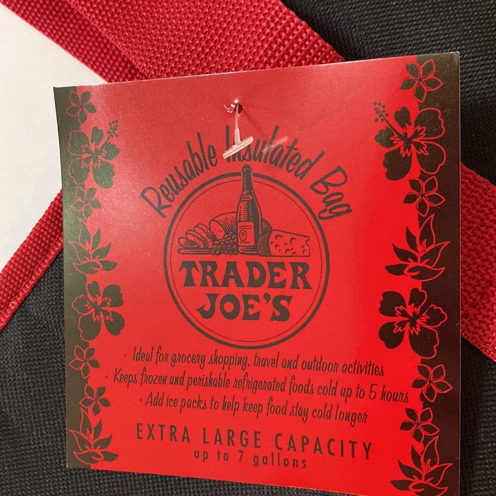 NWT Trader Joe's Black and Red Insulated Cooler Tote Bag. Beach Summer. 7 Gallon - Picture 4 of 6